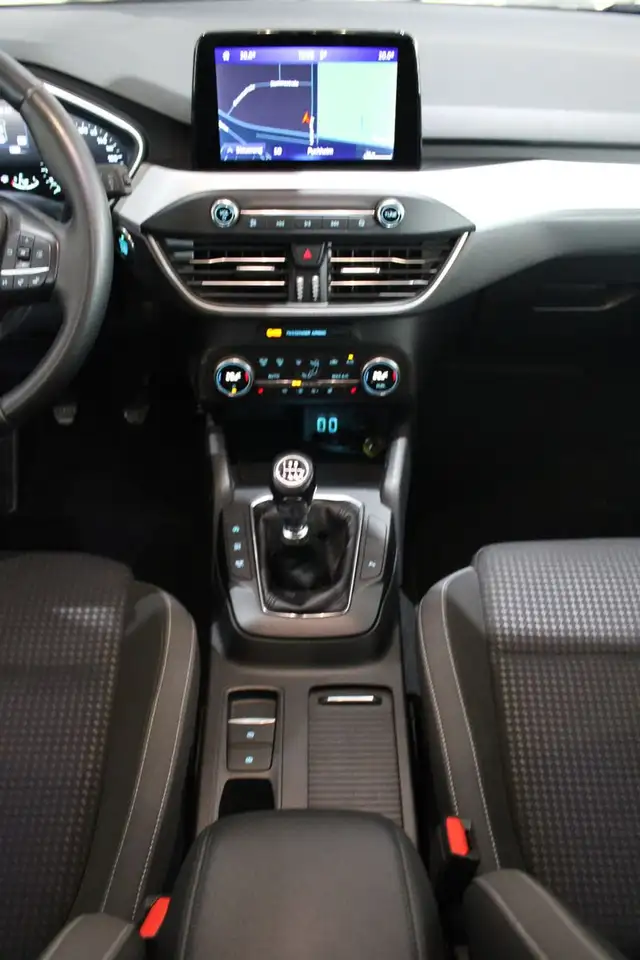 Ford Focus 1,0 EcoBoost Cool & Connect LED NAVI RFK, миниатюра 6