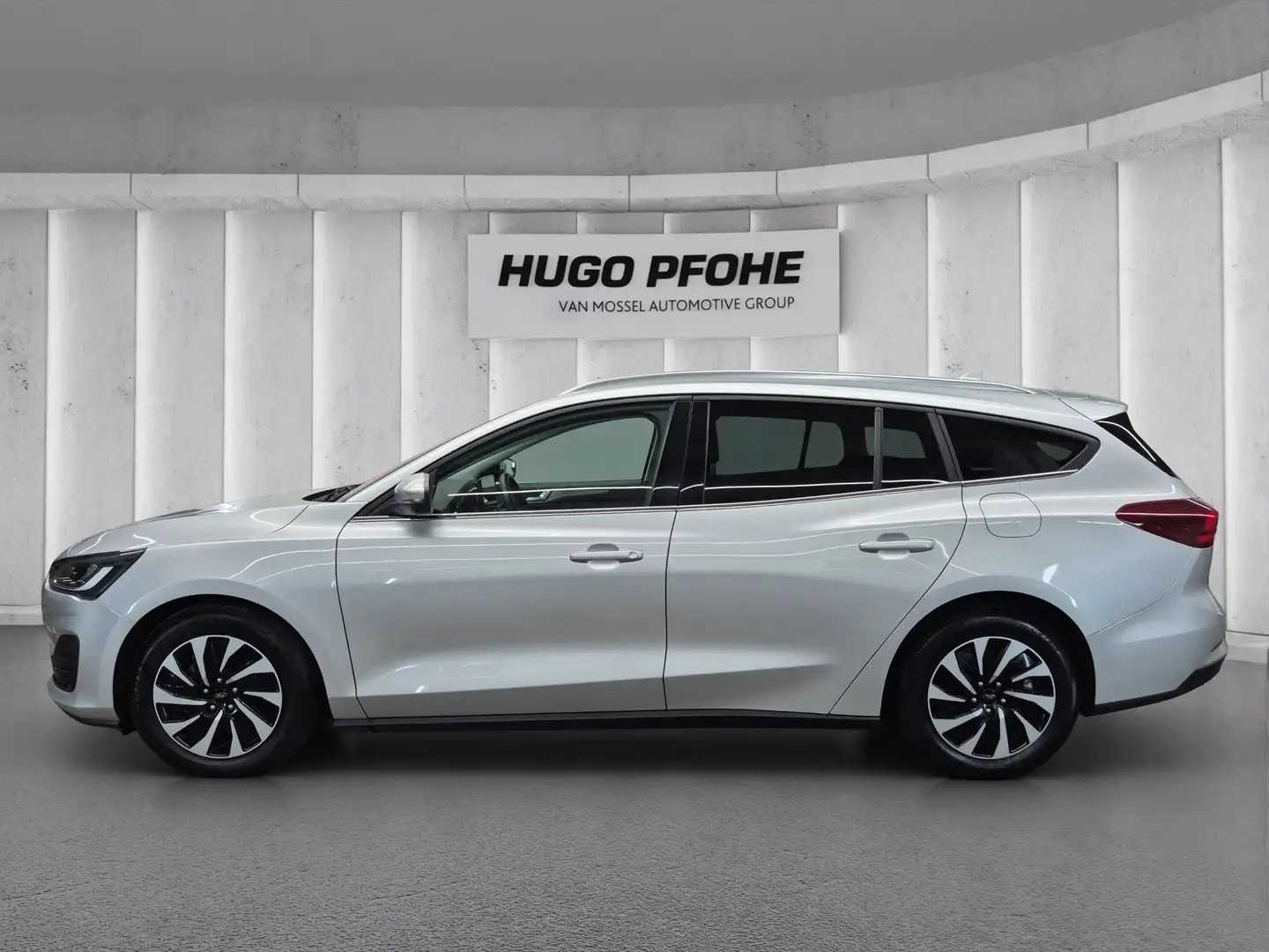 Ford Focus Titanium Turnier I ACC I SHZ I RFK I TW I LED | P Silber - 2