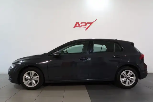 Volkswagen Golf view 3