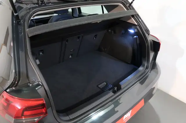 Volkswagen Golf view 15
