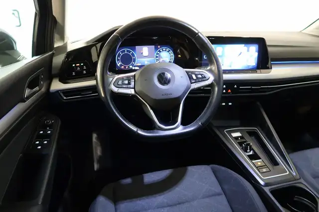 Volkswagen Golf view 12