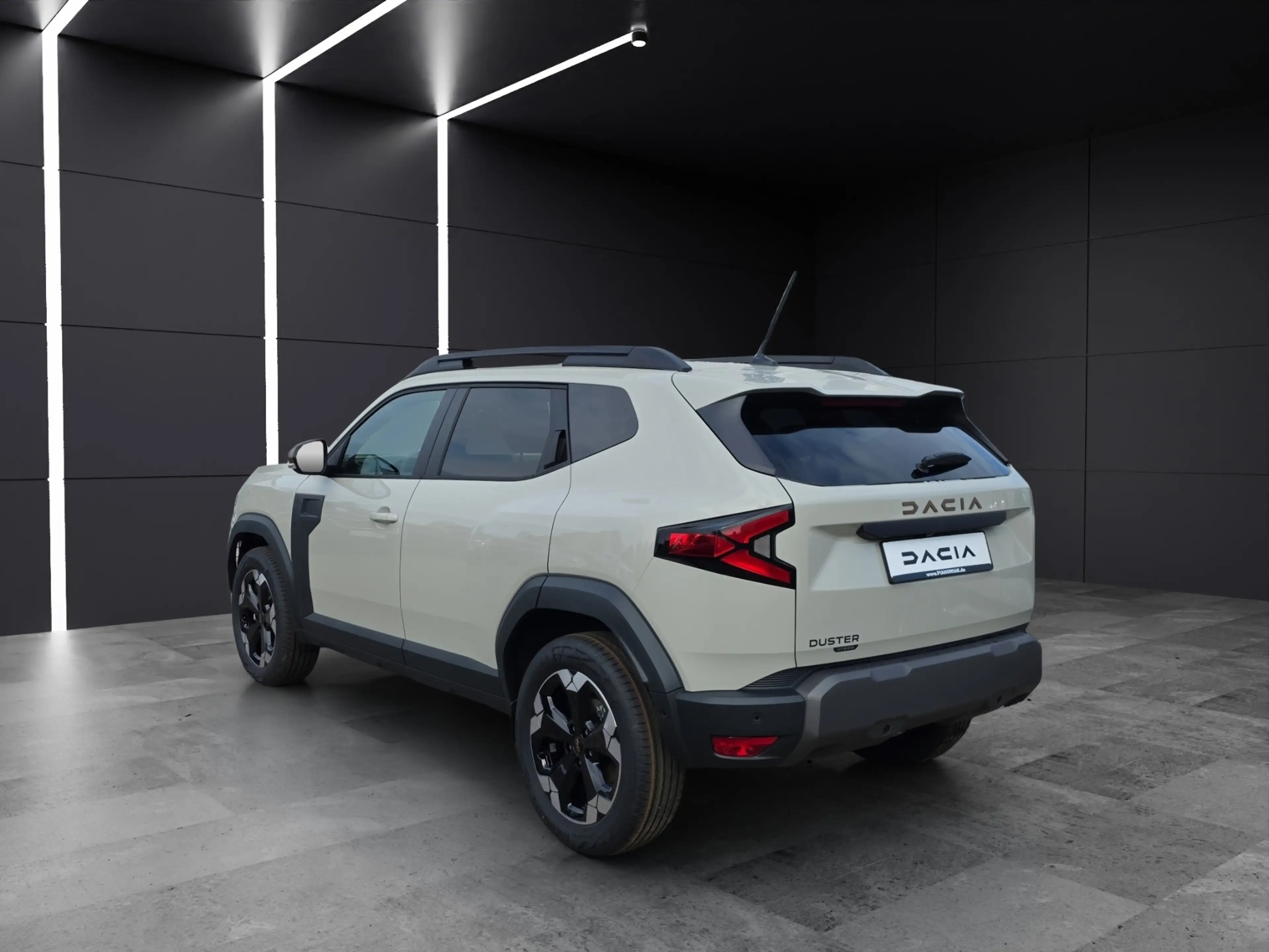 Dacia Duster Extreme hybrid 155 Navi Rückfahrkamera Sitzheizung — photo 2