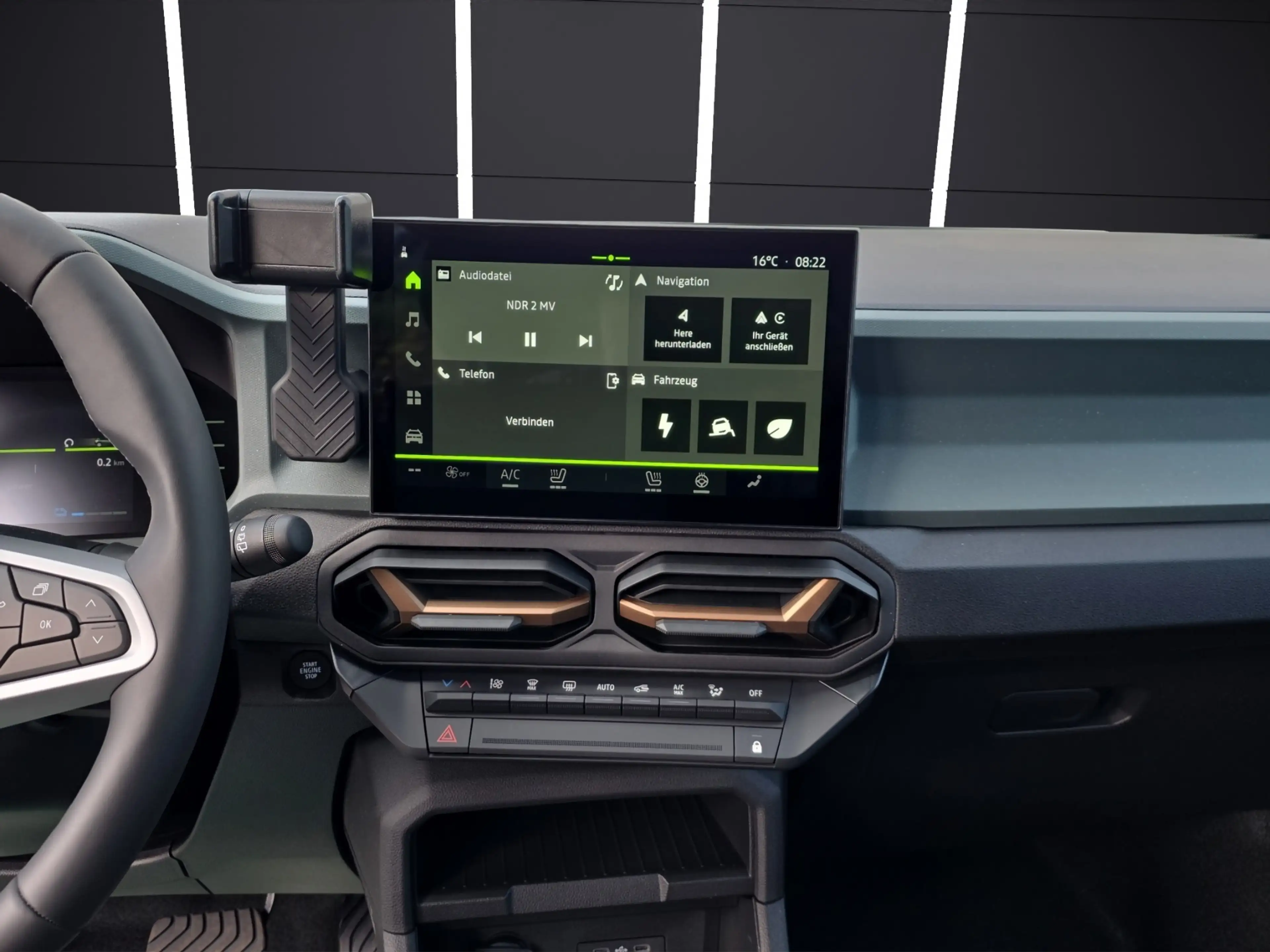 Dacia Duster Extreme hybrid 155 Navi Rückfahrkamera Sitzheizung — photo 12