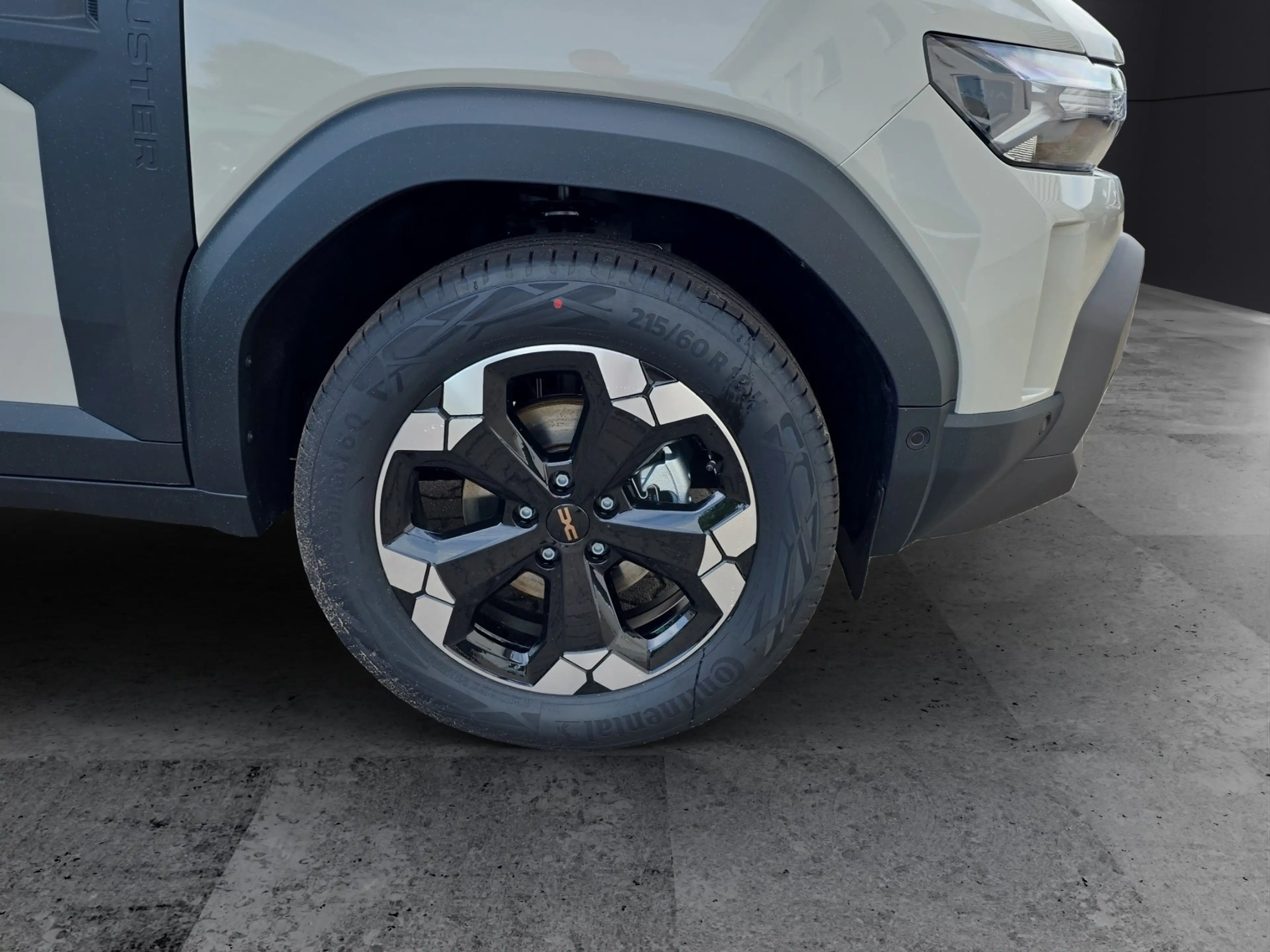 Dacia Duster Extreme hybrid 155 Navi Rückfahrkamera Sitzheizung — photo 5