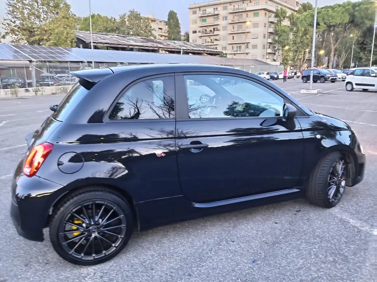 Abarth 695 2023 — фото 7
