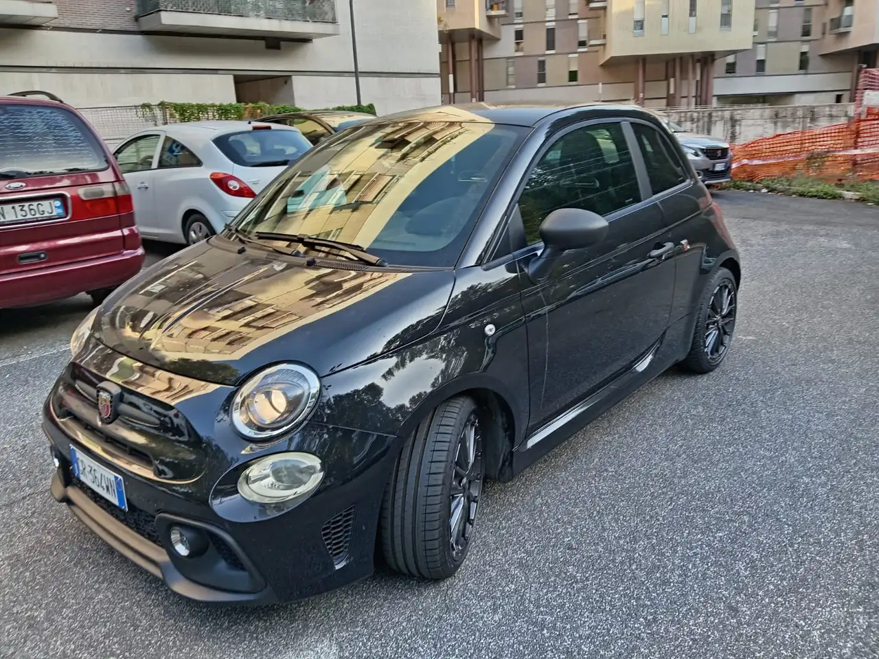 Abarth 695 2023