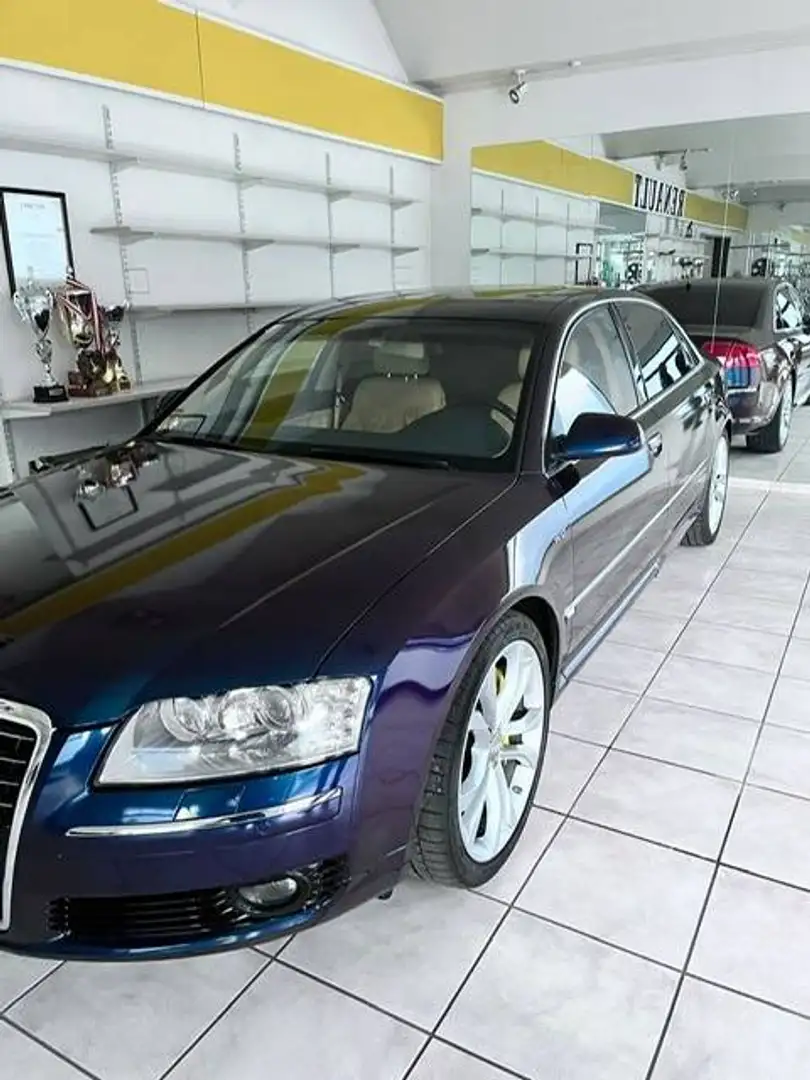 Audi A8 W12 6.0 lang exclusive Violett - 1