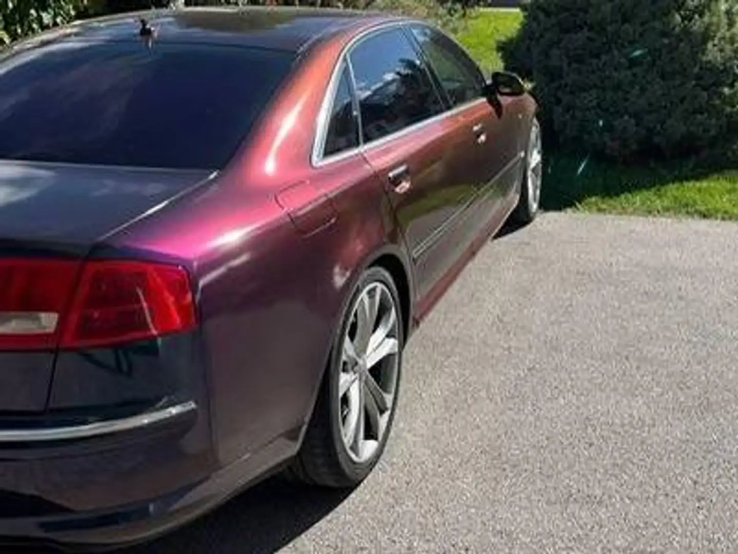 Audi A8 W12 6.0 lang exclusive Violett - 2