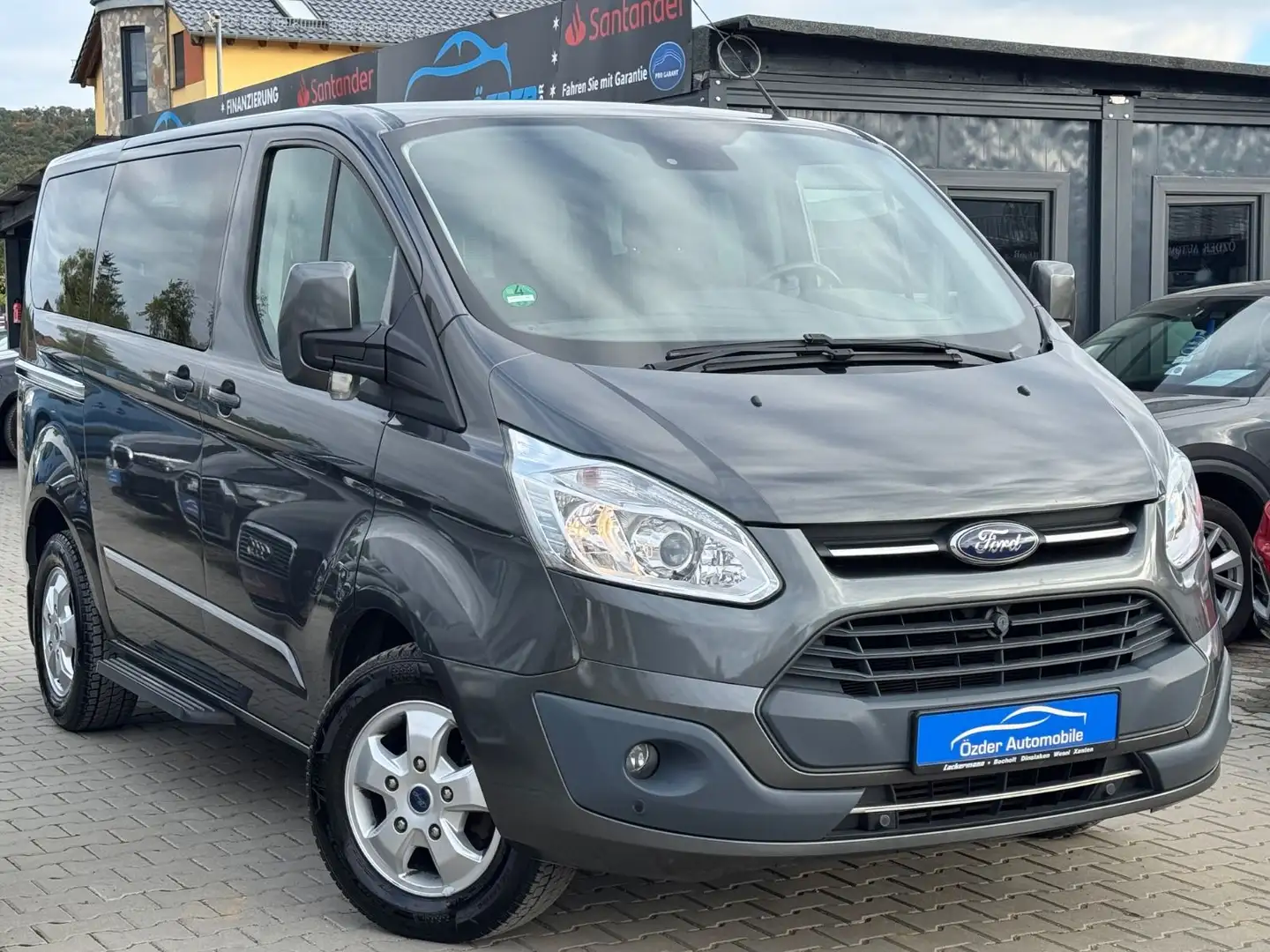 Ford Tourneo Custom 2.0 TDCi 310 L1 Titanium+8.Sitzer Grau - 1