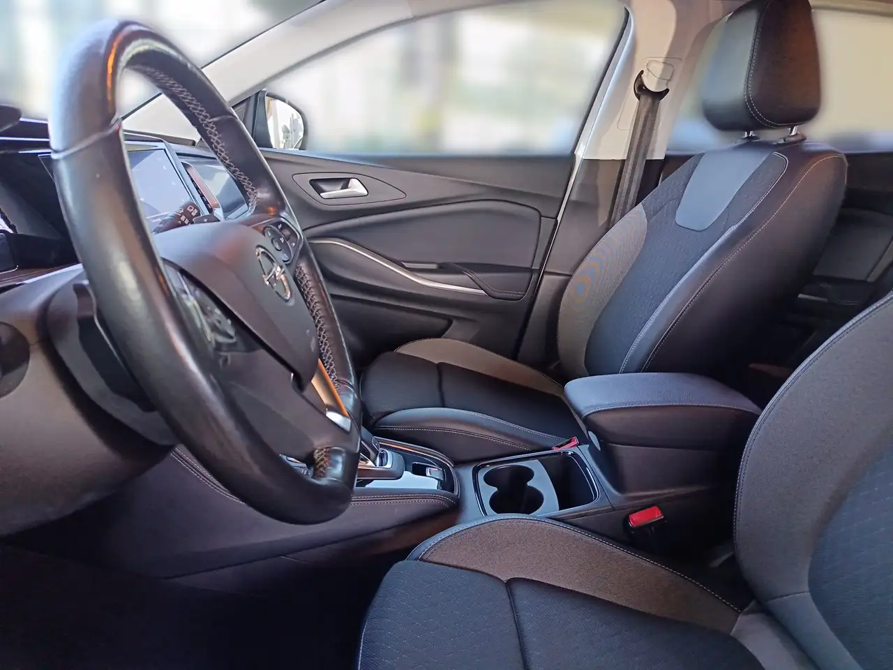 Opel Grandland X BUSINESS ELEGANCE 12XHT AT 15