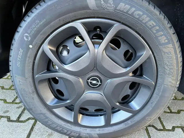 Opel Vivaro Kombi XL 2.0 Diesel Automatik 177 PS / 9-Sitzer... Ansicht 5