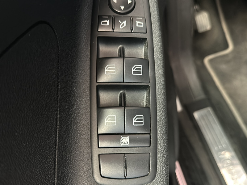 Mercedes-Benz ML 350 4M. 1 Hand + Top gepflegt 20 AMG + VOLL — photo 10