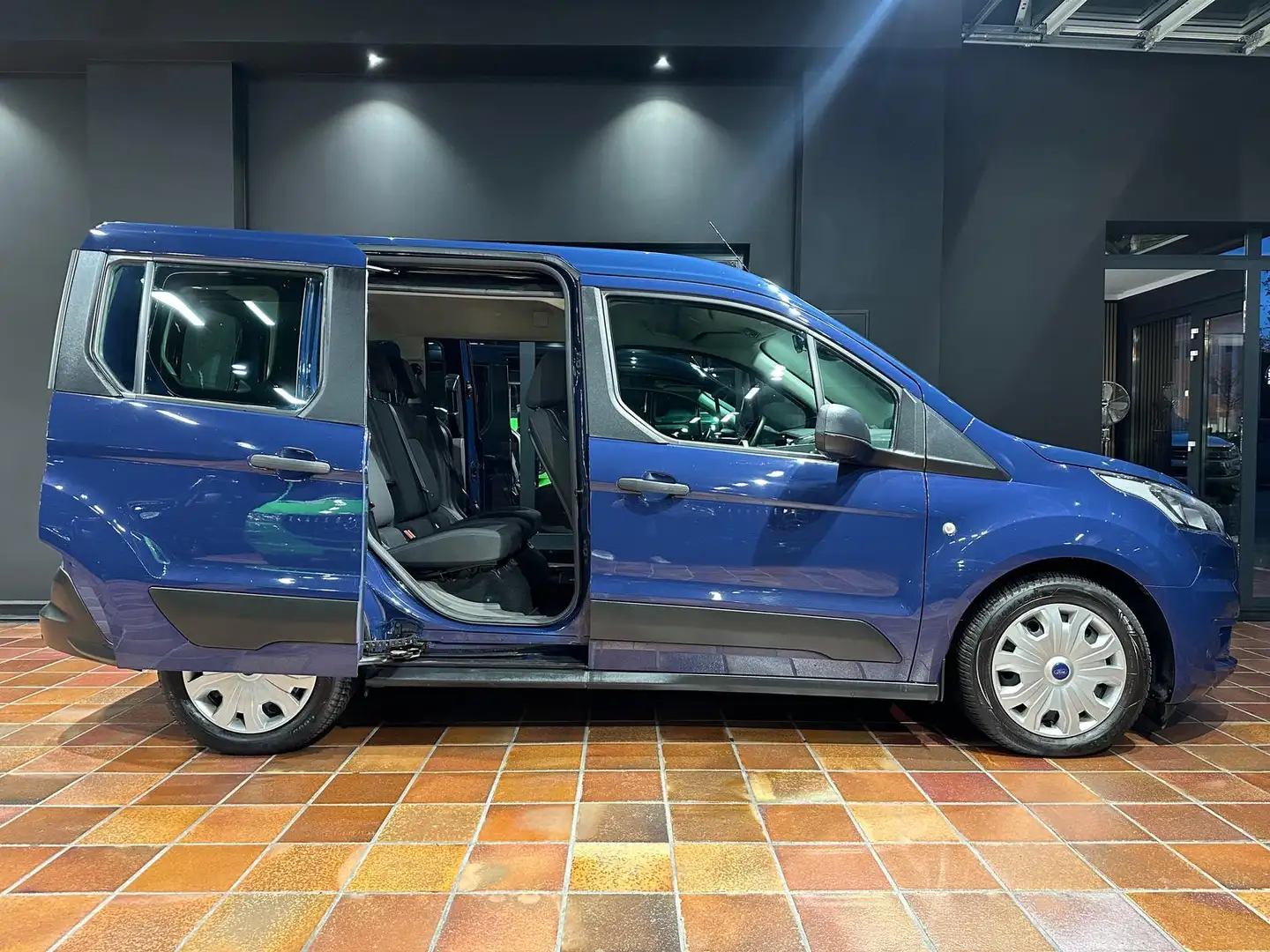 Ford Transit Connect KOMBI TREND 5-SITZE KLIMA TEMPO BLIS-TOTWINKEL+SPU Blauw - 2