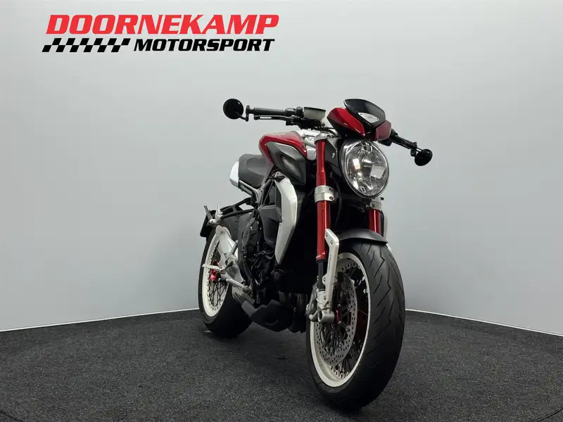 MV Agusta Dragster - foto 4