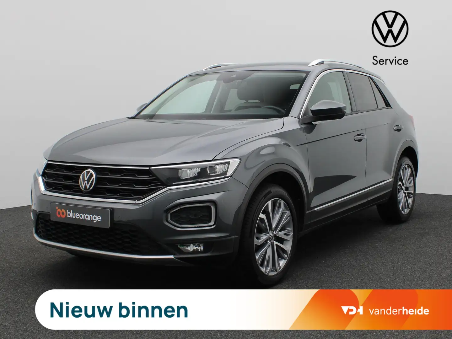Volkswagen T-Roc 1.5 TSI Sport 150PK DSG Achteruitrijcamera, Alarm, Grau - 1