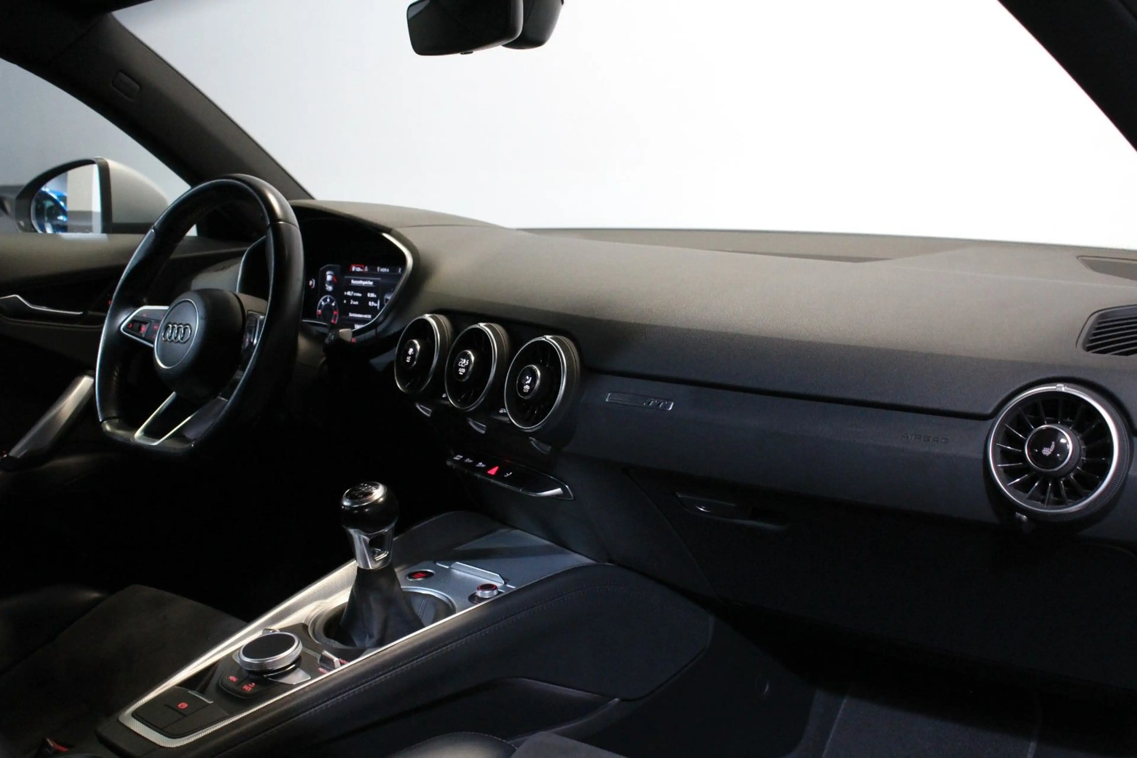 Audi TT Coupe 2.0 TDI ultra*Xenon*PDC*Virtual*Alcant. — photo 27