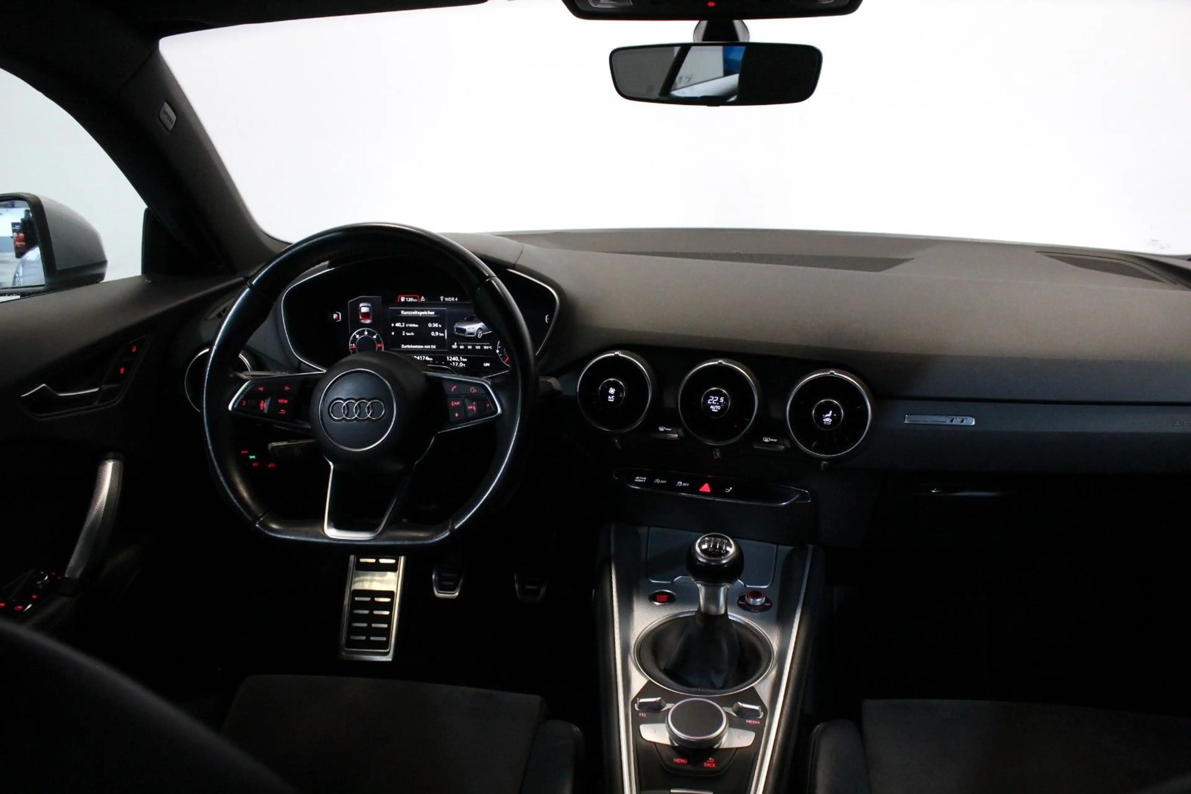 Audi TT Coupe 2.0 TDI ultra*Xenon*PDC*Virtual*Alcant. — photo 28