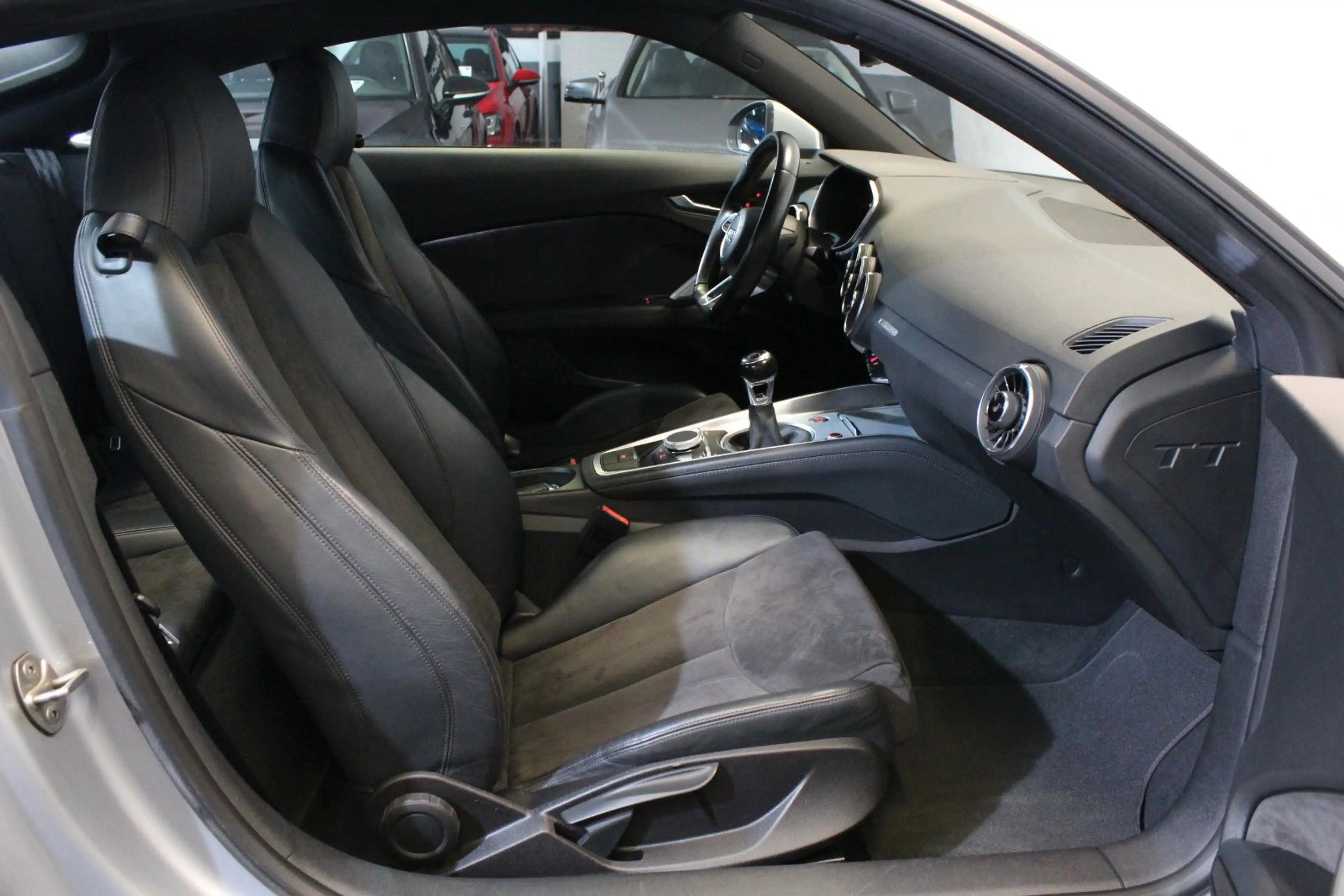 Audi TT Coupe 2.0 TDI ultra*Xenon*PDC*Virtual*Alcant. — photo 26