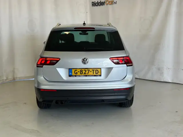 Volkswagen Tiguan view 16