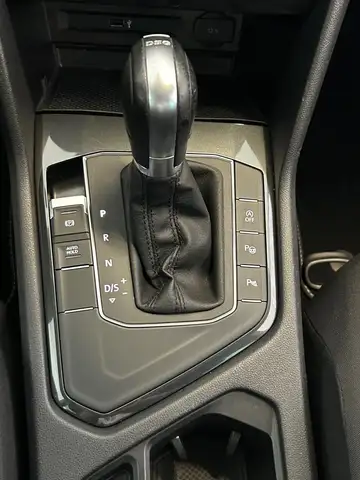 Volkswagen Tiguan view 14