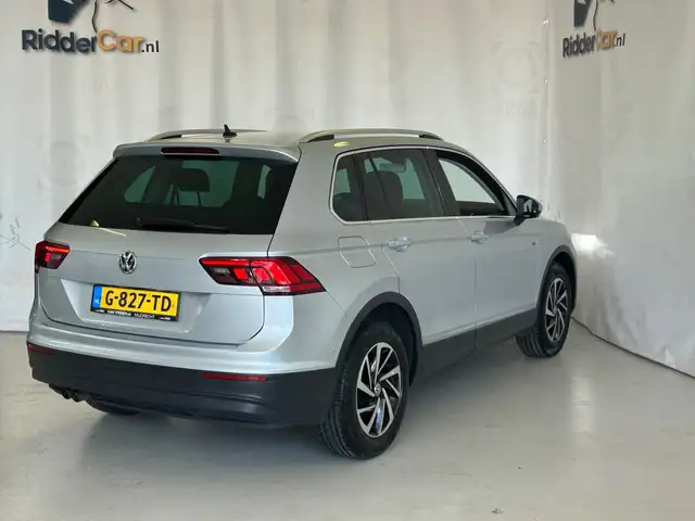 Volkswagen Tiguan view 8