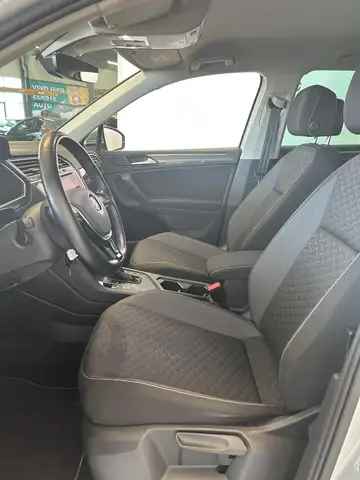 Volkswagen Tiguan view 10