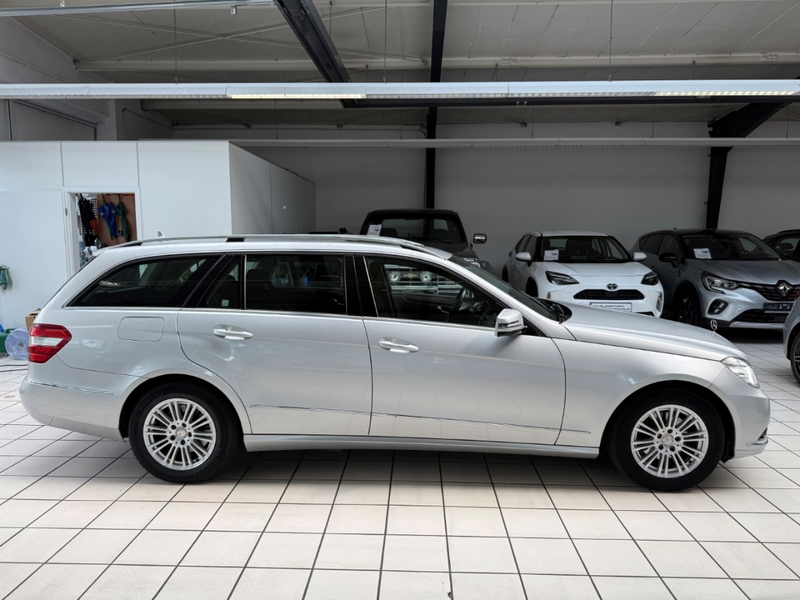 Mercedes-Benz E 220 T-Modell CDI BlueEfficiency 2.Hand — photo 4