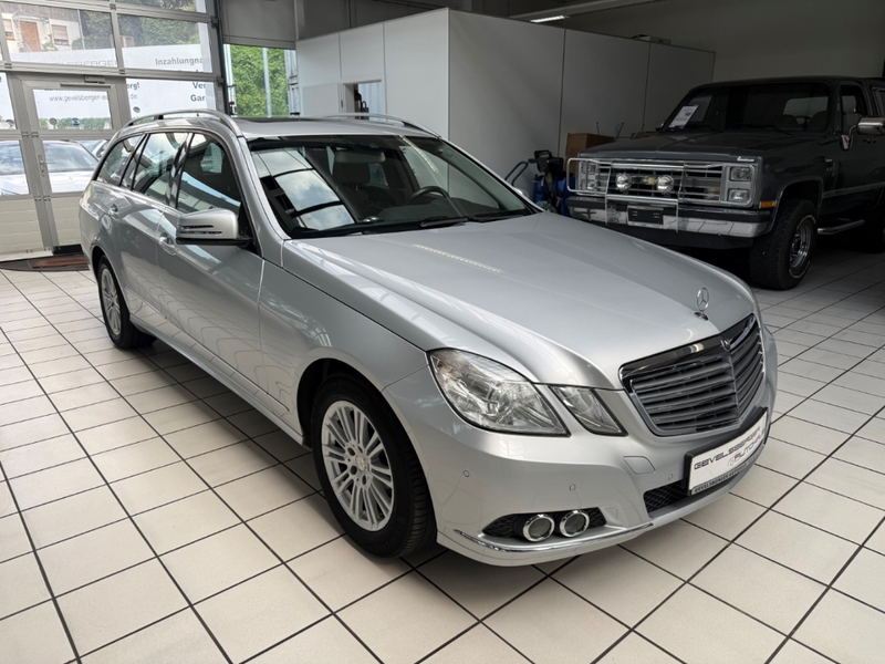 Mercedes-Benz E 220 T-Modell CDI BlueEfficiency 2.Hand — photo 3