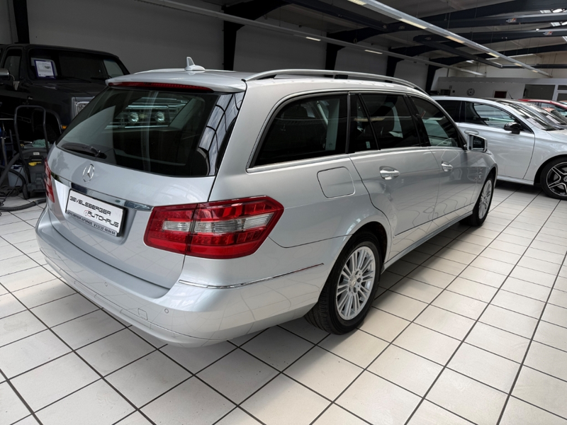 Mercedes-Benz E 220 T-Modell CDI BlueEfficiency 2.Hand — photo 8