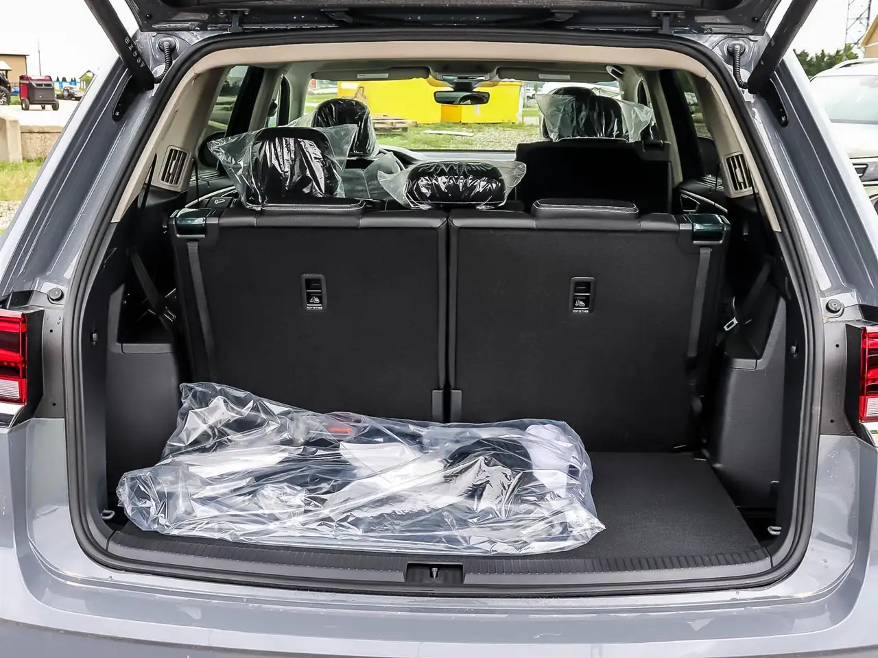 Volkswagen Atlas снимка Volkswagen Atlas
