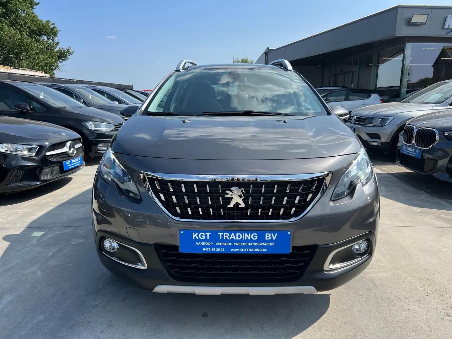 Peugeot 2008 1.2i PURETECH AUTOMAAT NAVI LEDER CAMERA PANO-DAK Grijs - 2