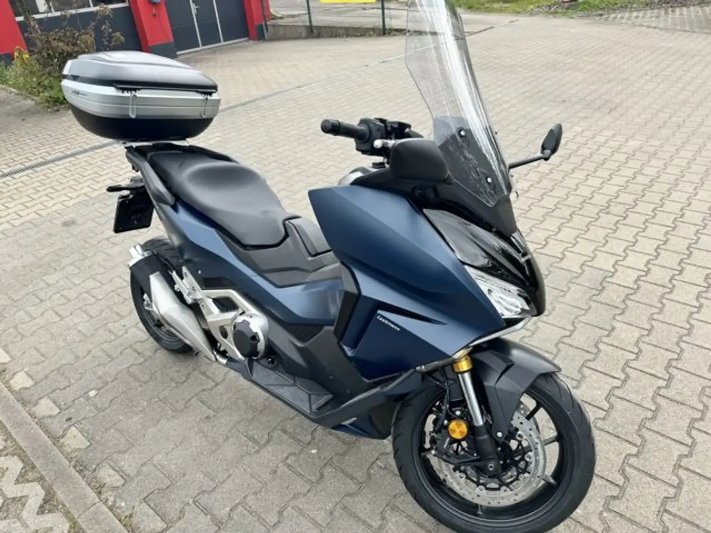 Honda Forza 750 NSSDCT-Automatik Modell 2025 Jeansblau-Metallic Blauw - 1