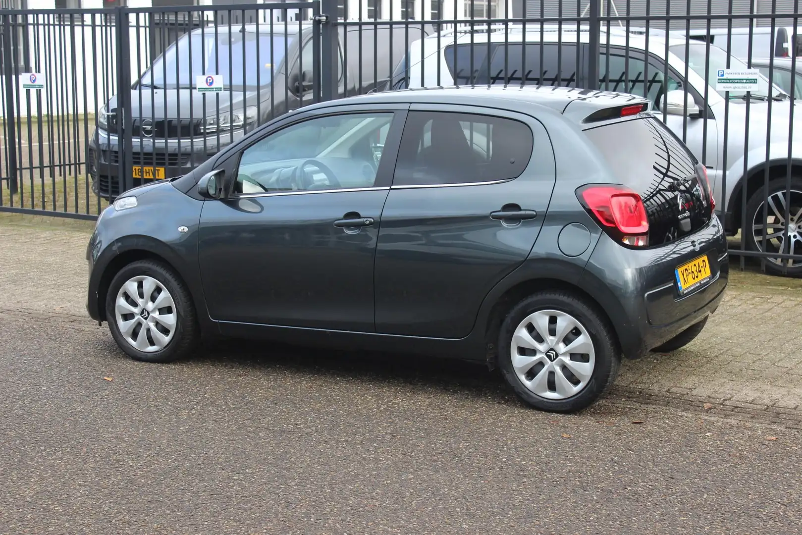 Citroen C1 1.0 VTi Feel, 5-deurs, Airco! Citroen C1 1.0 VTi F Grau - 2