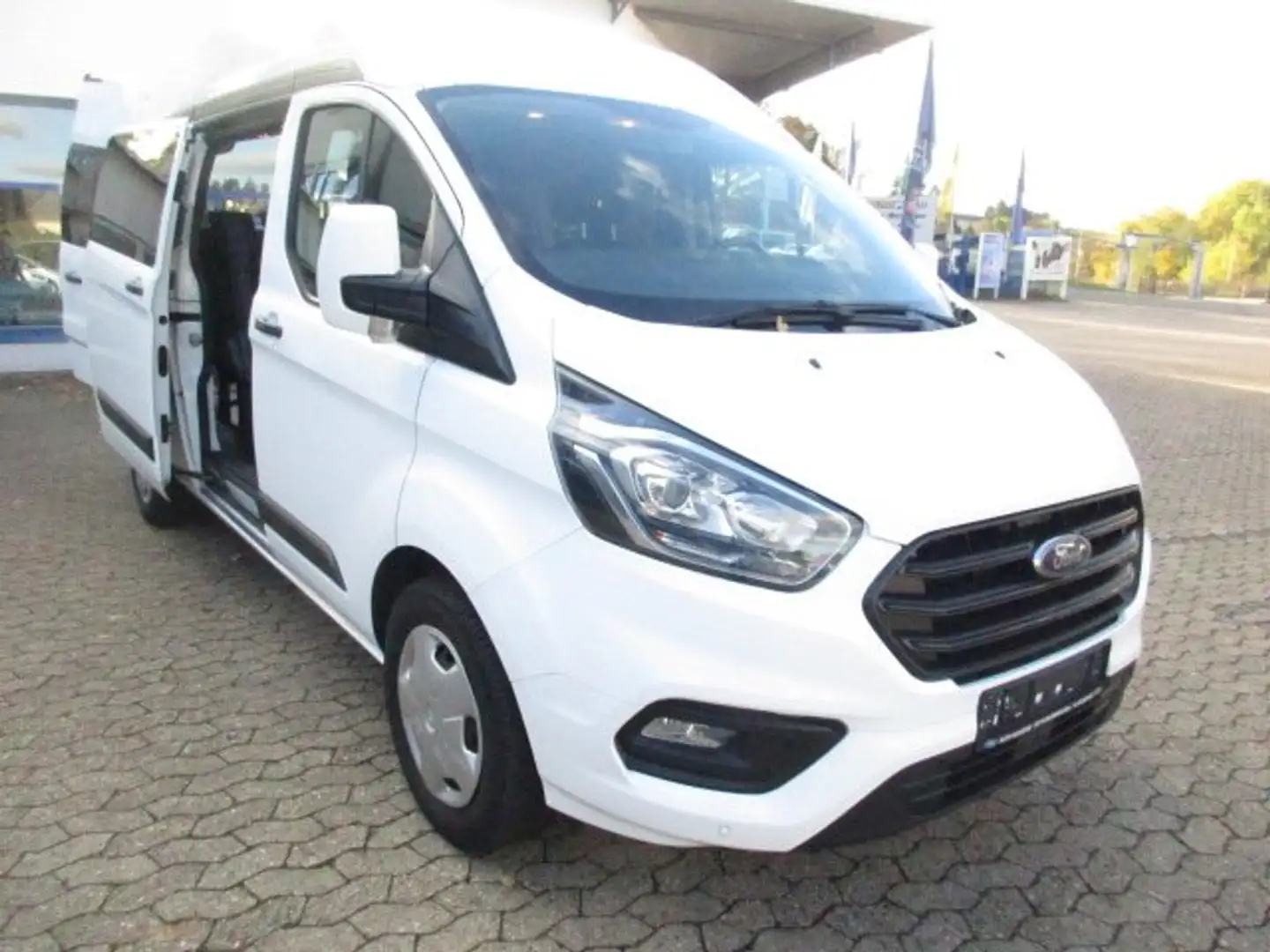 Ford Transit Bus Custom FAC Weiß - 1