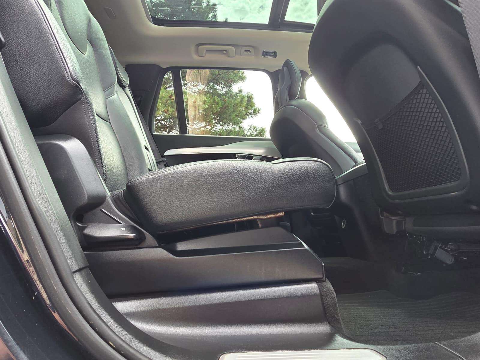 2017 Volvo XC90 AWD 5dr T6 Momentum 7-Passenger, Accident Free thumb 28