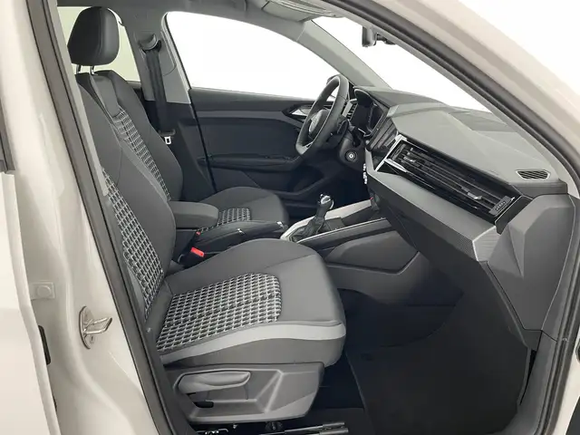 Audi A1 view 10