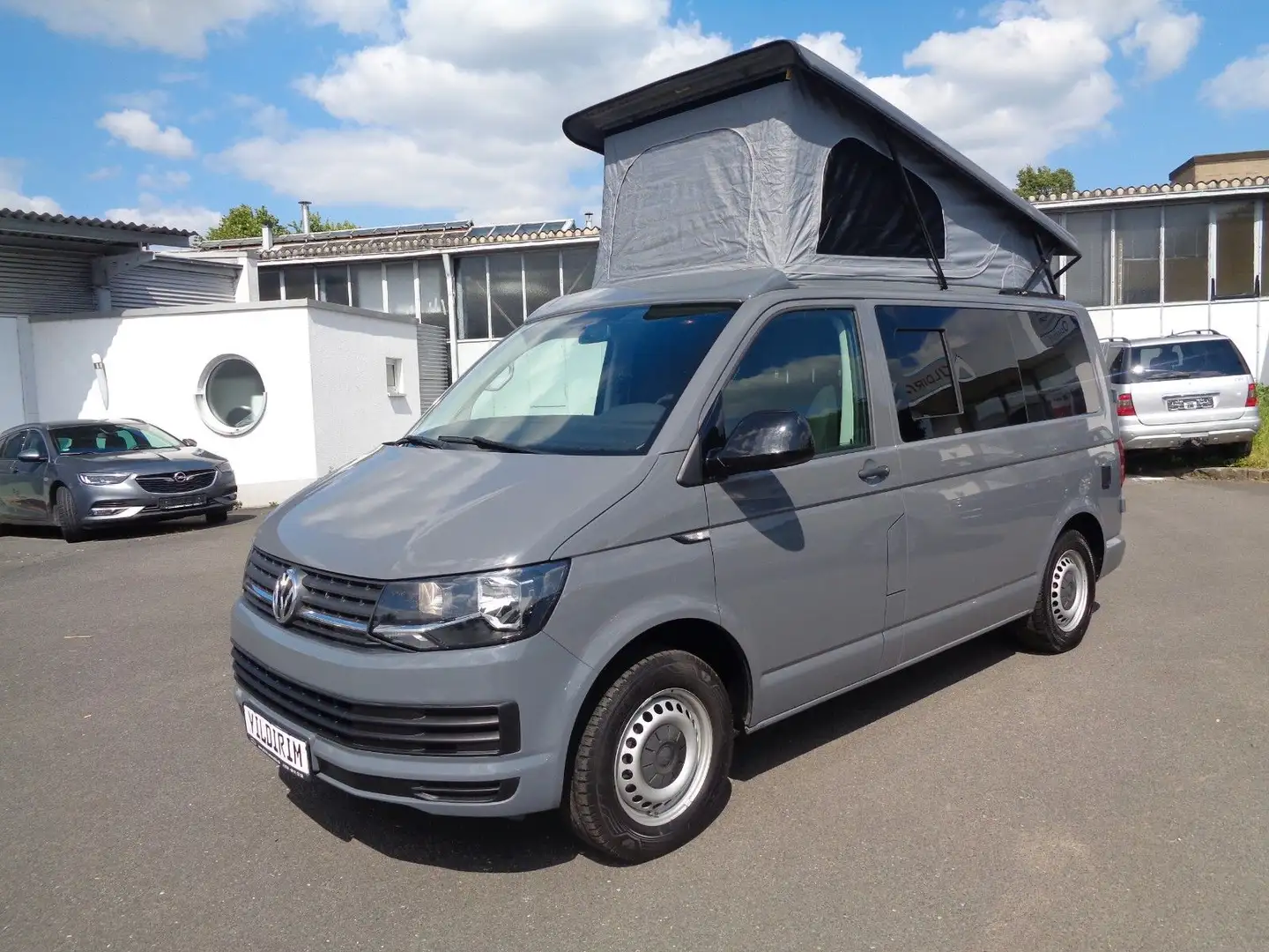 Volkswagen T6 Transporter T6 2.0TDI CAMPER EcoProfi **2.HAND** Küche~ TOP Grau - 1