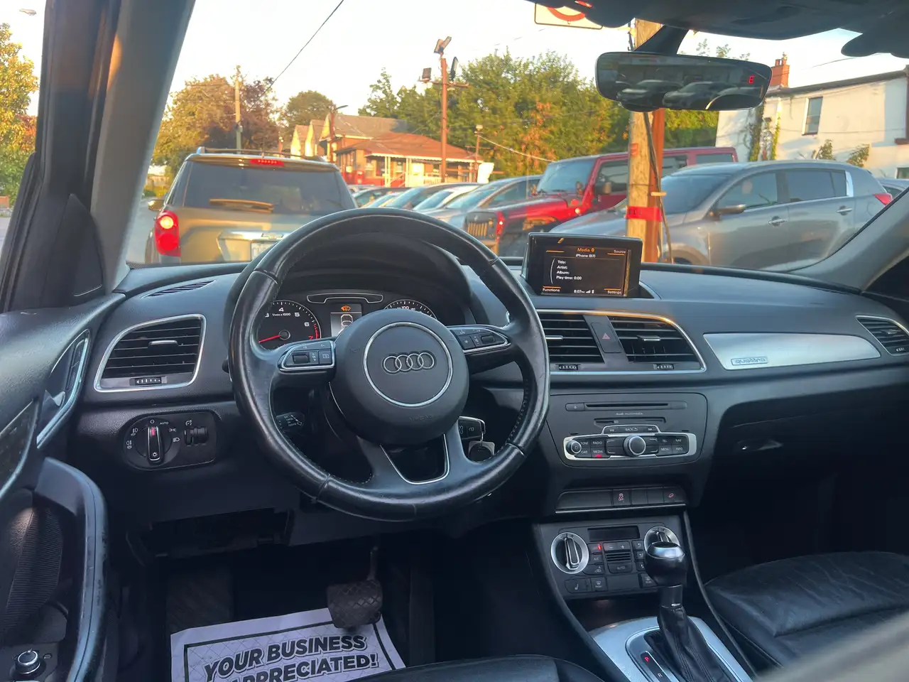 Audi Q3 снимка Audi Q3