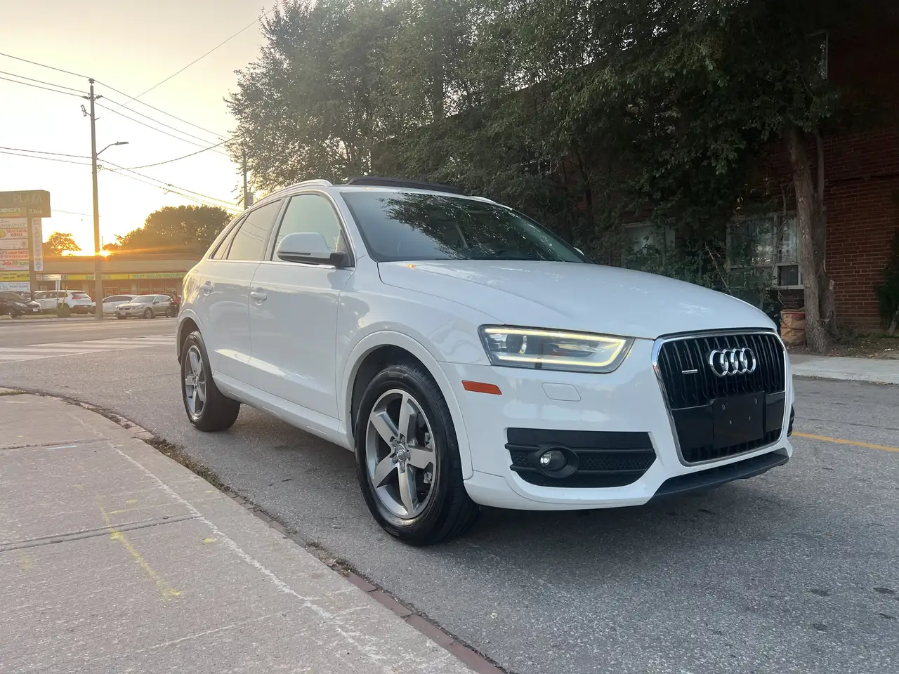 Audi Q3 снимка Audi Q3
