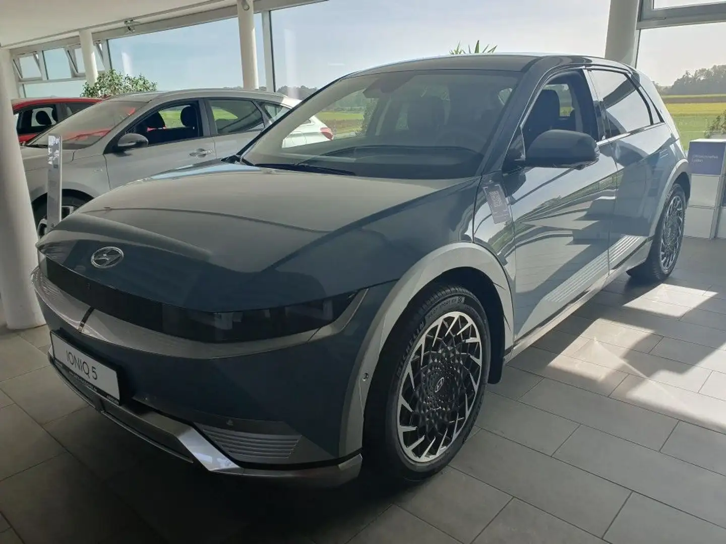 Hyundai IONIQ 5 77,4 kWh 4WD Viking Blau - 1