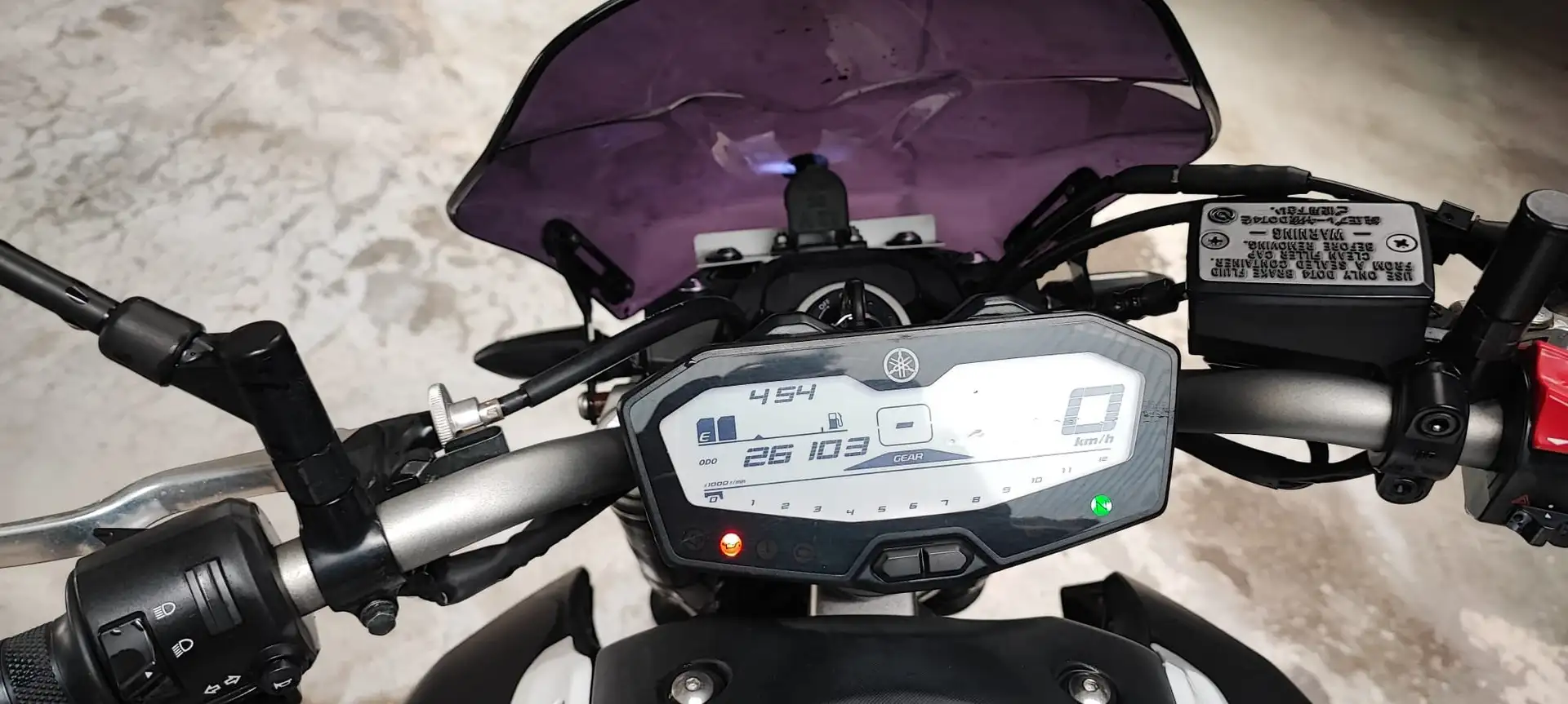Yamaha MT-07 Bianco - 2