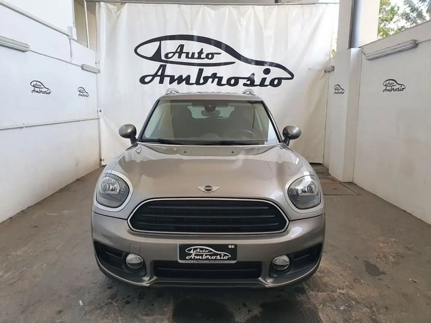 MINI One D Countryman Mini 1.5 One D Countryman tua 189,00 al mese Gri - 2