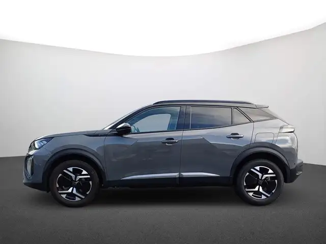 Peugeot 2008 view 4