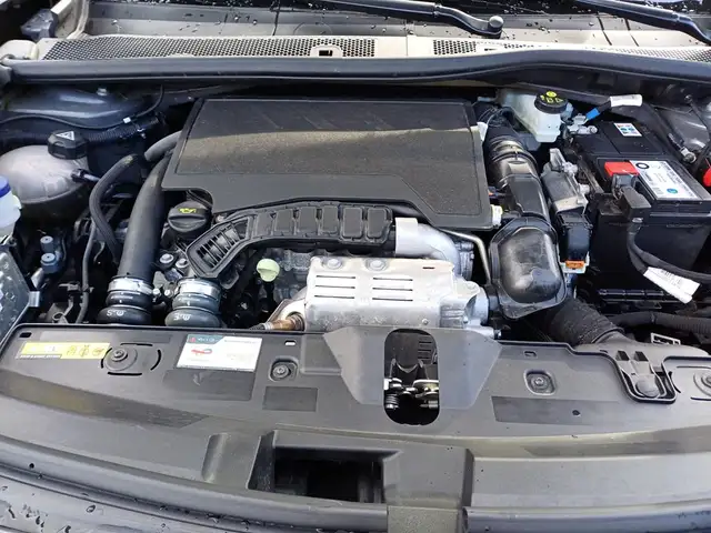 Peugeot 2008 view 5