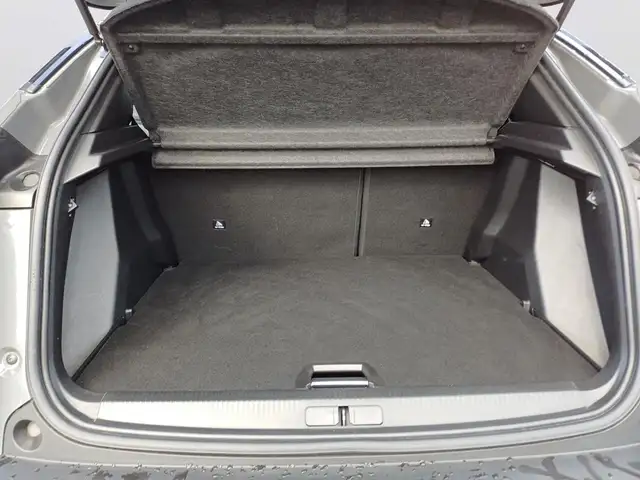 Peugeot 2008 view 7