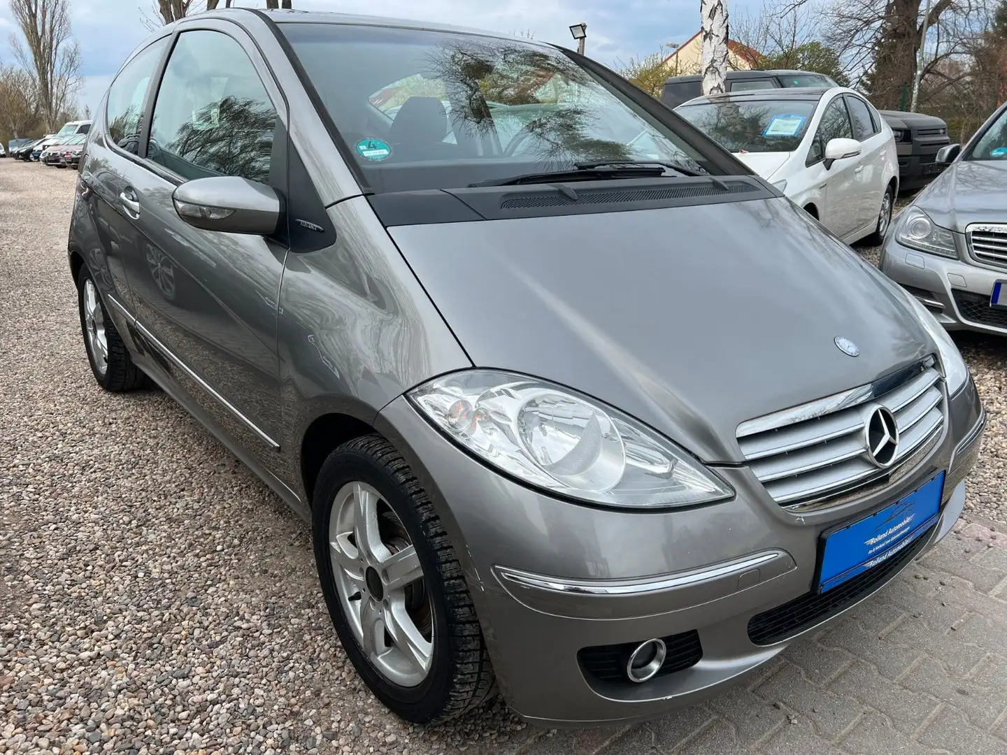 Mercedes-Benz A 200 *2.HD*Klima*Freispr*Alus*TÜV NEU Grau - 2