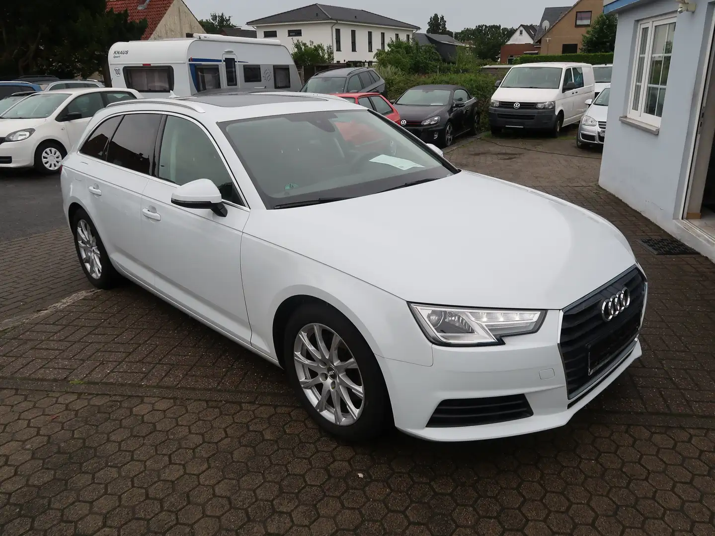 Audi A4 2.0 TDi Navi Klima AHK Blanco - 1
