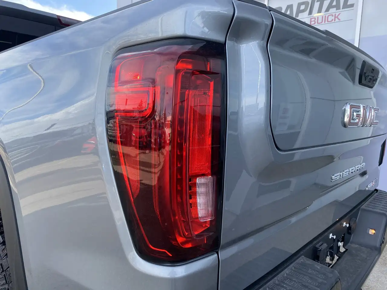 GMC Sierra 1500 снимка GMC Sierra 1500