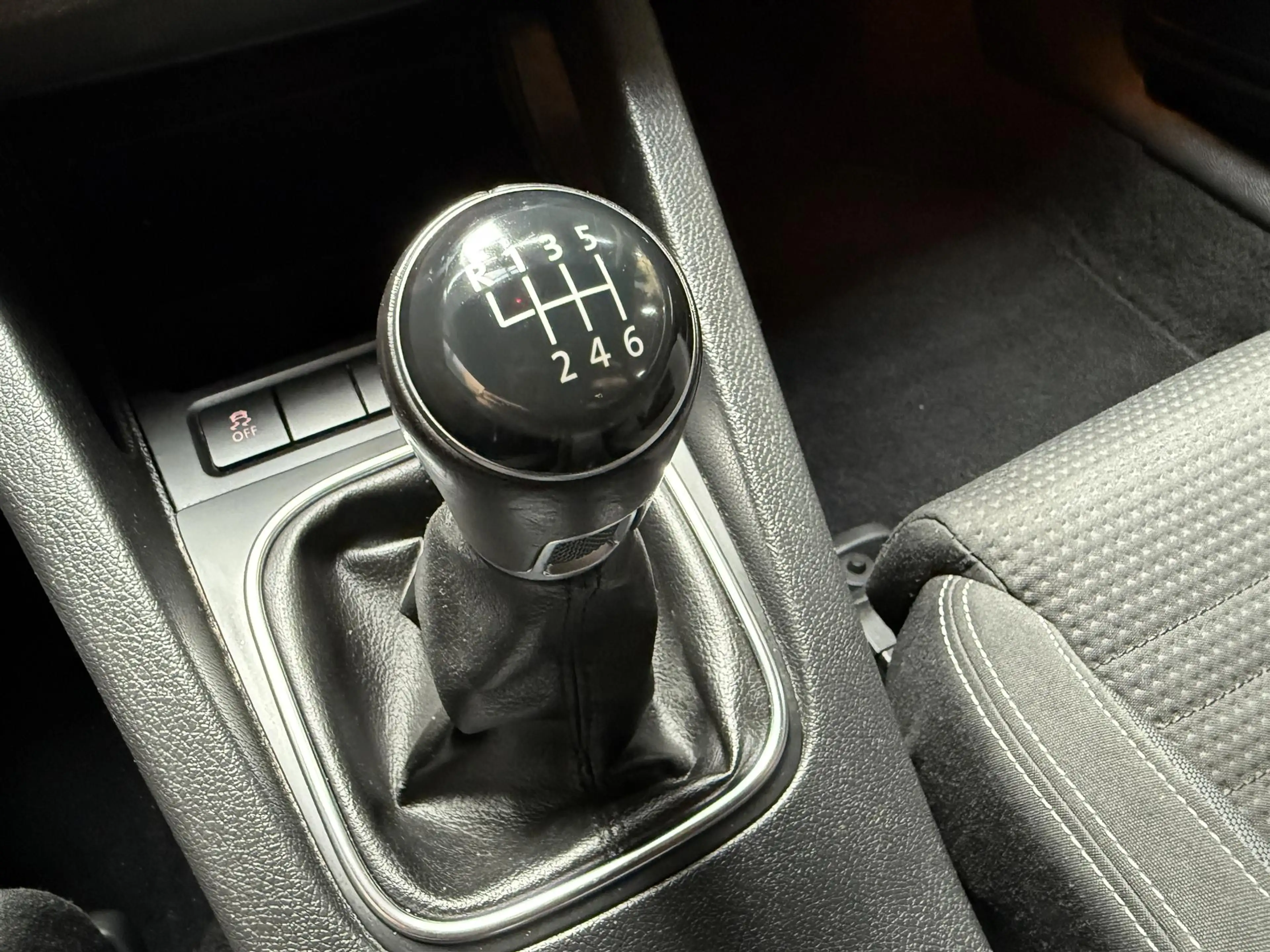 Volkswagen Scirocco 1.4 TSI 122PK Airco Cruise Stoelverwarming — photo 21