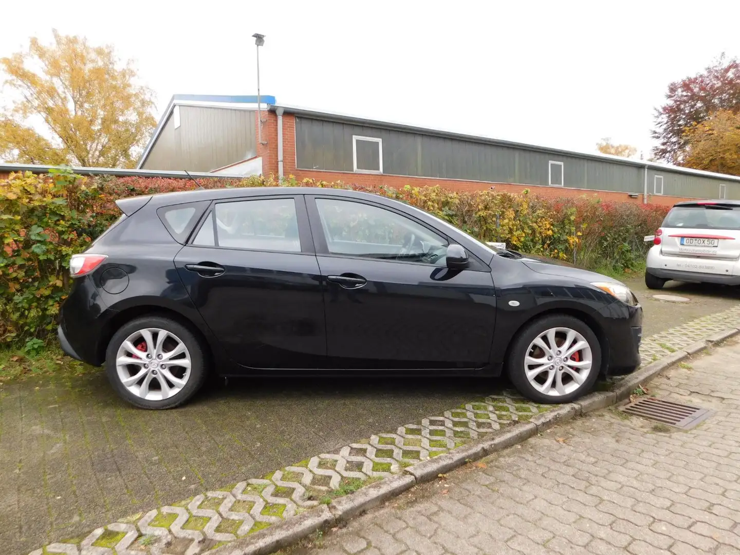 Mazda 3 Limo 5-türig* High-Line*Scheckheft*PDC* Schwarz - 1
